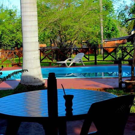 Cabanas Soltame Carnaval Puerto Iguazu Exterior photo