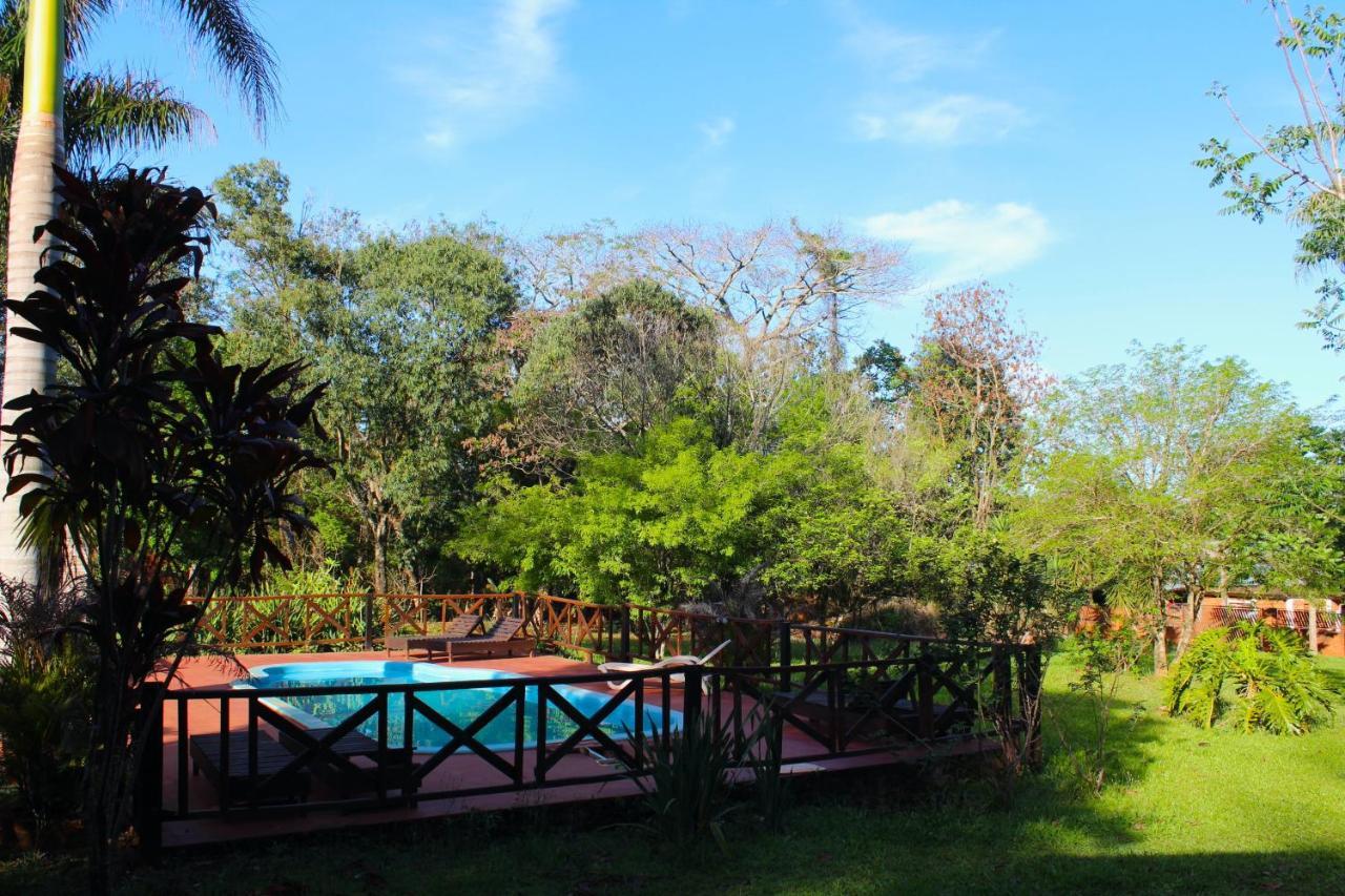 Cabanas Soltame Carnaval Puerto Iguazu Exterior photo