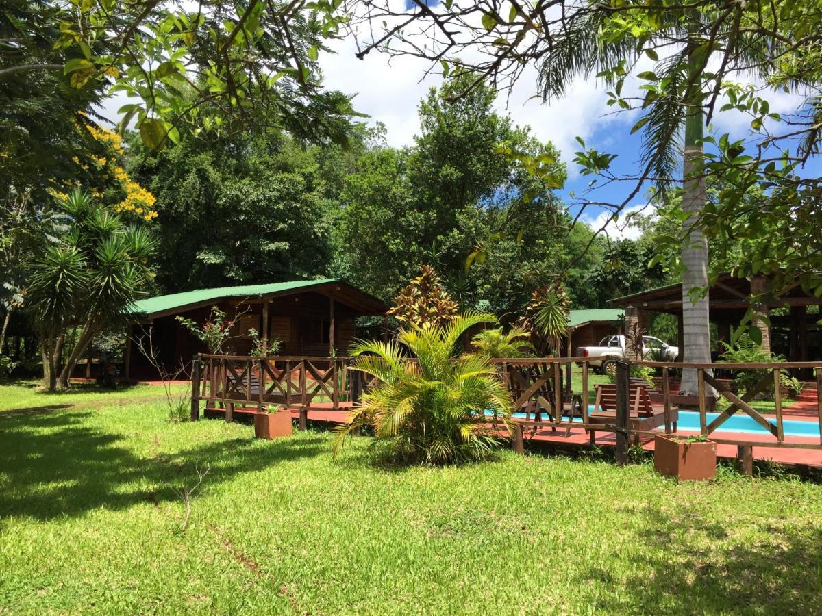 Cabanas Soltame Carnaval Puerto Iguazu Exterior photo