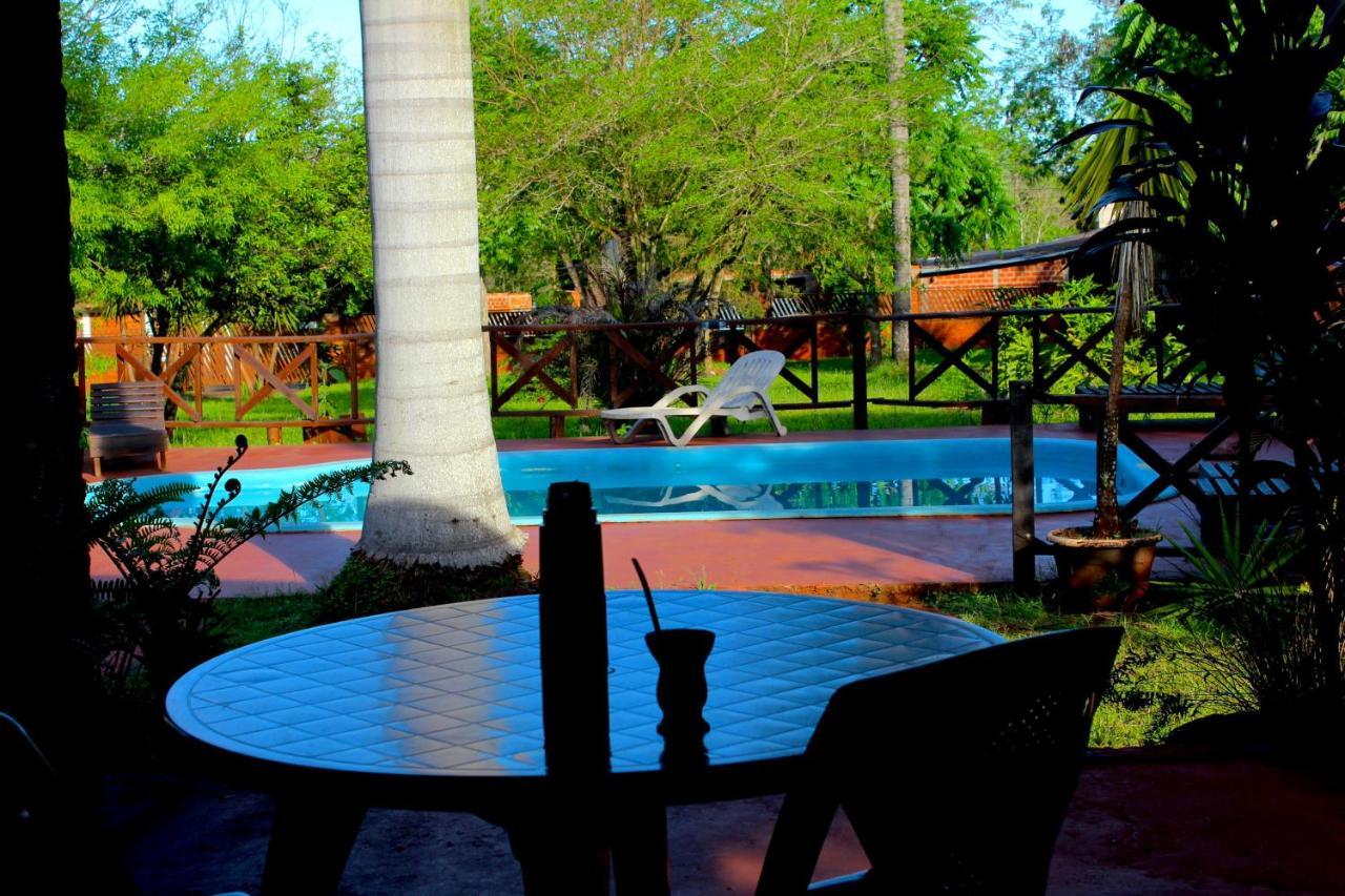Cabanas Soltame Carnaval Puerto Iguazu Exterior photo